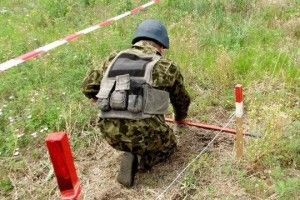 Тракторист зачепив дисковою бороною міну