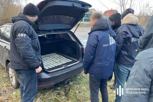Начальник сектору одного з правоохоронних органів на Волині погорів на хабарі (Відео)