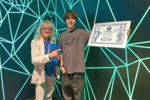 300 знаків Пі в ритмі репу: незвичний рекорд київського школяра 