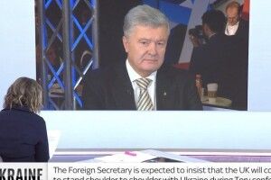 Порошенко в Британії закликав партнерів разом «депутінізувати» Європу і світ