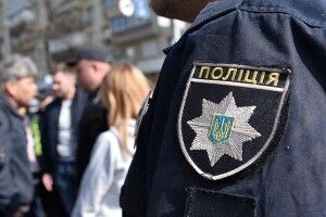 Пошкодив дитячий майданчик та нецензурно лаявся: у Луцьку затримали п'яного водія