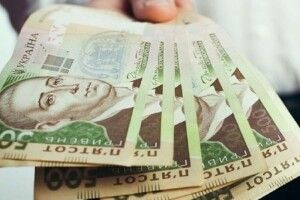 Кому підвищать пенсію у 2023 році