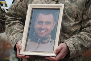 У Рівному провели в останню путь загиблого Героя 