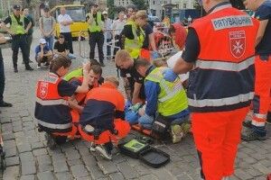 Бігуна, який помер у Львові, намагалися реанімувати протягом години