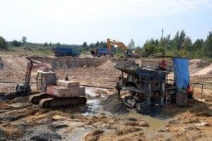 На Любешівщині люди проти видобування бурштину