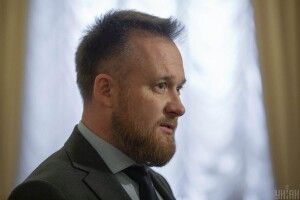 «Слуга народу» заявив, що іноземці, які мають секс з українськими повіями, вивозять з нашої держави енергію (Відео)