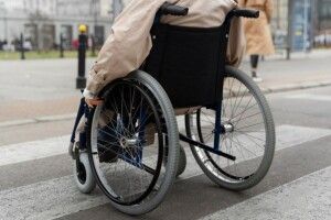 У Луцьку створюють перший безбар'єрний маршрут для ветеранів і маломобільних осіб
