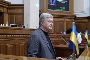 Порошенко назвав порядок денний Ради відірваним від життя