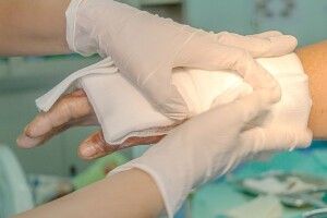 У Луцькому районі необережне поводження з газовим балоном призвело до травм