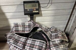 Чоловіку не вдалося приховати від волинських митників незадекларований товар вартістю 2,5 млн грн