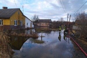 У полоні води: на Волині тривають аварійно-рятувальні роботи