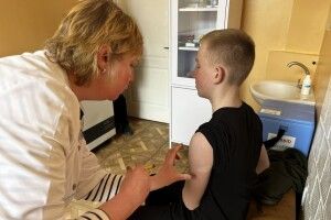 Вакцинальний автобус відвідав поліське село на Волині