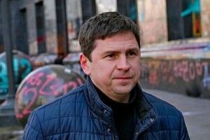 Близько 90% усіх реакцій на сторінці радника глави ОП Подоляка у фейсбук належать фейковим акаунтам, - ЗМІ 