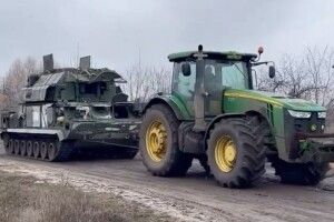 Перехоплення: росіяни обговорюють парад перемоги над Україною 9 травня (Аудіо)