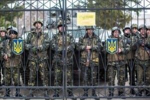 То скільки ж витрачається на нашу армію?