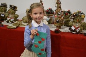 Луцькі школярі озброїлися різдвяними шкарпетками (фото)