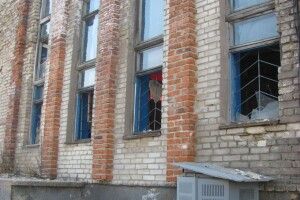 У Старій Вижівці колишній кінотеатр перетворюється на руїни