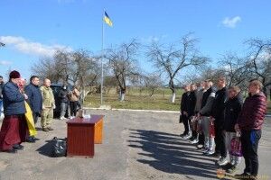 У Рожищі урочисто відправили призовників на строкову службу (Фото)