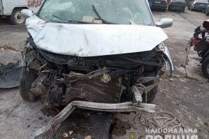 Викрав авто і спричинив ДТП: на Рівненщині п’яний чоловік в’їхав у стіну (Фото)