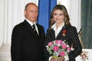 У 69-річного путіна журналісти знайшли двох синів