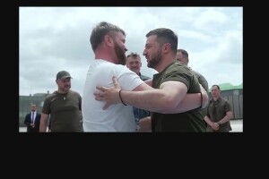 Легендарний Калина їде до новонародженої доньки: Зеленський забрав із собою з Туреччини захисників «Азовсталі» (відео)