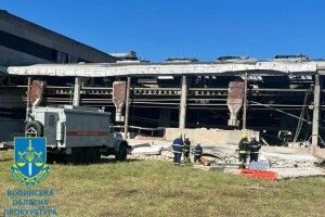 Обстріл підприємства у Луцьку: розпочали розслідування за фактом загибелі трьох людей (Фото)