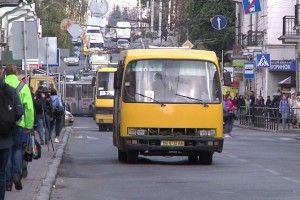 Вже і 5 гривень не влаштовує перевізників
