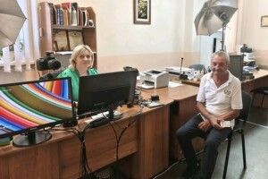 На Волині 62-річний чоловік отримав свій перший паспорт громадянина України