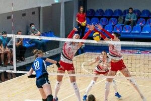 Луцькі волейболістки продовжують лідирувати у жіночій Суперлізі