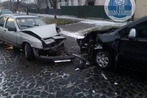 На Волині – ще одна ДТП: зіткнулися автомобілі Ford і Sitroen (Фото)