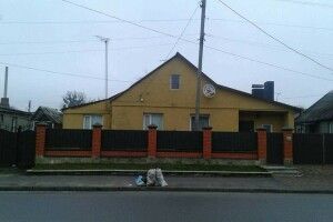 Лучанину повернули сміття, яке він викинув на вулицю