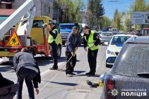 Під колесами загинув захисник України: на пішохідному переході водій збив двох військових та поліцейську