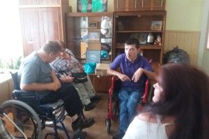 Новолинці з інвалідністю отримали візки