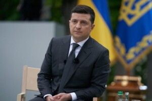 Зеленський розгляне петицію про свою відставку, яку підписали понад 25 000 українців
