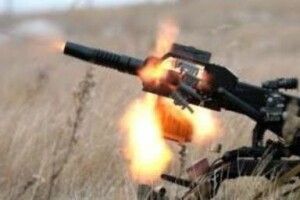 Жителю обстріляного будинку в Пісках вдалося врятуватися, бо він вийшов подивитися, куди влучив перший снаряд