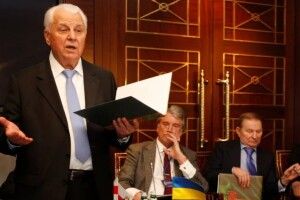 Про що Кравчук обіцяв не говорити на перемовинах щодо Донбасу