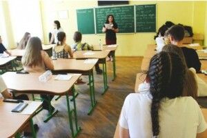 В Україні з 1 вересня відновиться навчальний процес: назвали умову