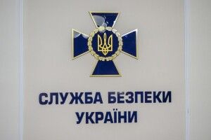 Судитимуть співробітника СБУ, який хапав за одяг та душив патрульних (Відео)
