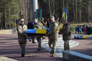 У Гурбах урочисто перепоховали воїнів УПА