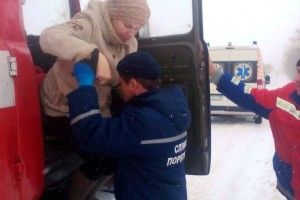 Рятувальники надали допомогу породіллі, до якої через замети, не могла доїхати «швидка»