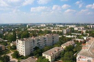 У Луцьку демонтують незаконно встановлені споруди