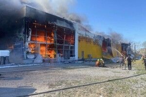 З-під завалів  торгового центру «Амстор» у Кременчуці зникли сейфи з золотом
