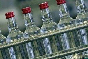 На Ратнівщині продавали підроблений алкоголь