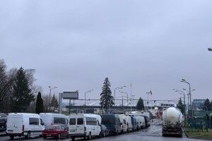 Яка ситуація на заблокованих фермерами українсько-польських пунктах пропуску 