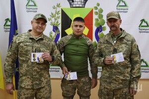 Воїнів волинської «сотки» відзначили за героїзм у важких боях