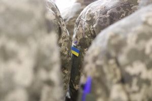 У Дніпрі скандал: персонал ресторану не пустив українського захисника, бо порушував дрес-код