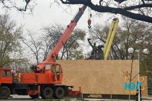 В Ізмаїлі демонтовано пам’ятник Суворову