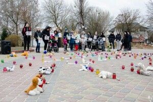 На Волині влаштували акцію у пам'ять про вбитих росією дітей (Фото)