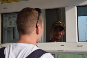 Прикордонники завадили незаконному вивезенню неповнолітньої 