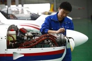 Китайці виплатять Україні 3 мільярди за право купити акції «Мотор -Січі» 